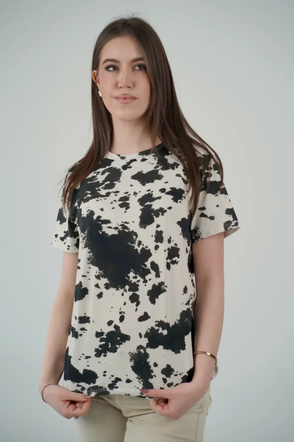 T-Shirt Muccata 🐄 - immagine 2