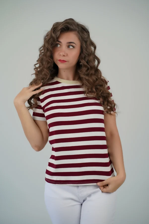 T-Shirt a Righe con Collo Lurex - Bordeaux / Bianco - immagine 2