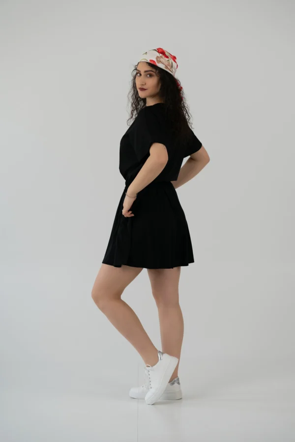 Completo T-Shirt + Shorts con Bandana - immagine 10
