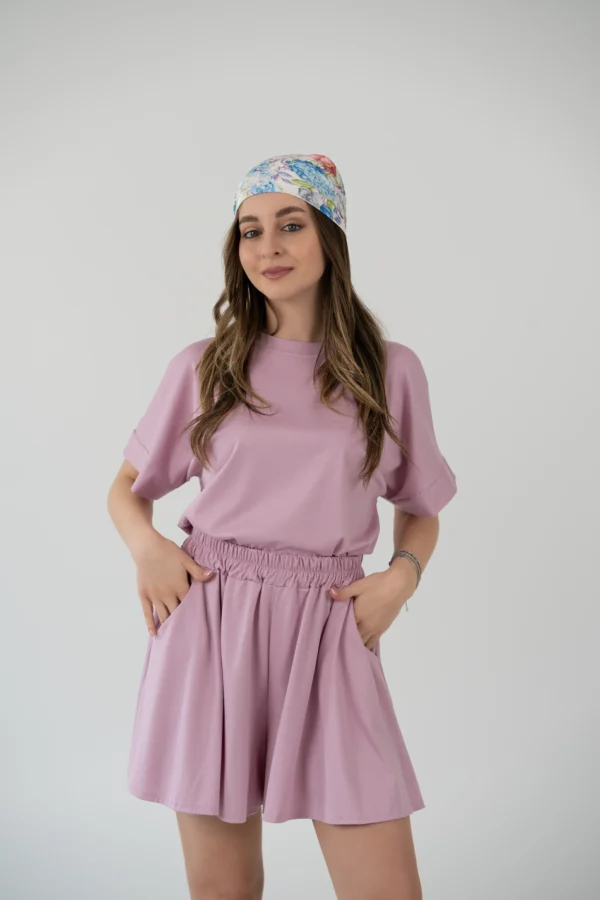 Completo T-Shirt + Shorts con Bandana - immagine 4
