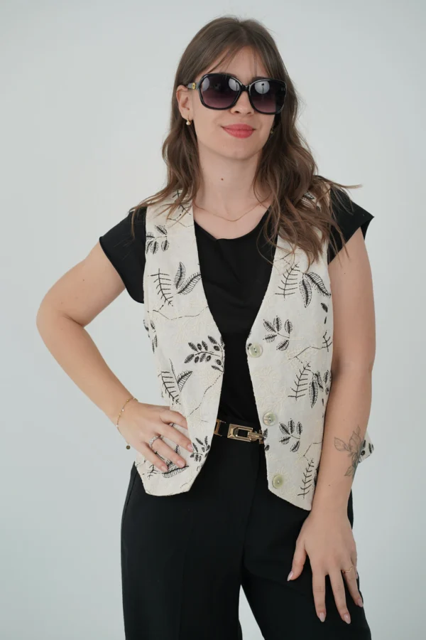T-Shirt Basica Taglio Vivo - immagine 9