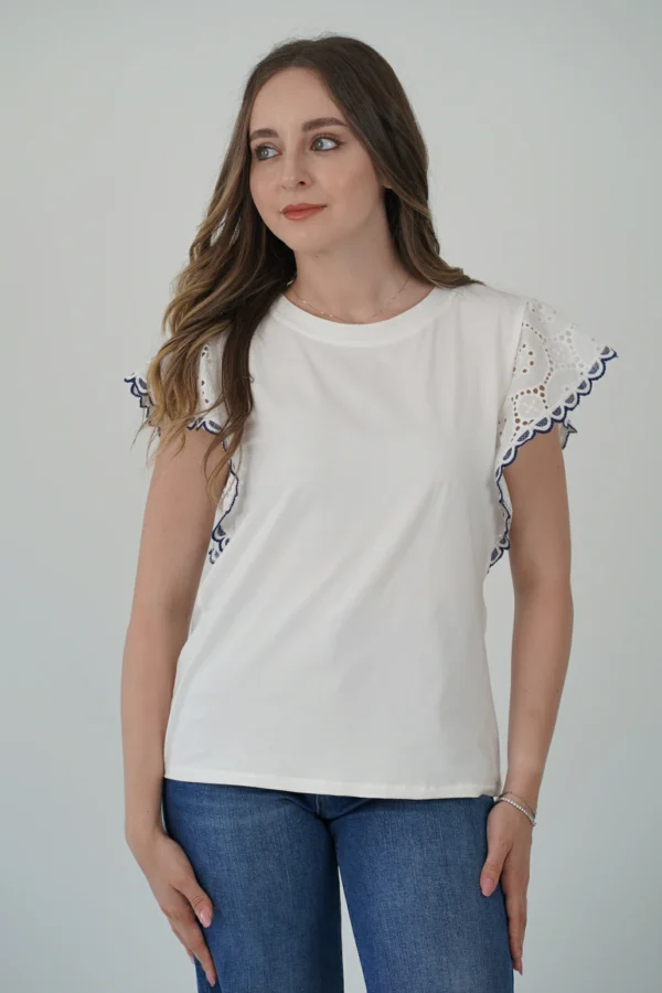 T-Shirt Sangallo con Ricamo Blu - immagine 2