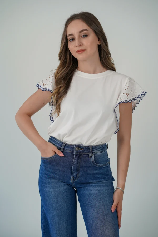 T-Shirt Sangallo con Ricamo Blu
