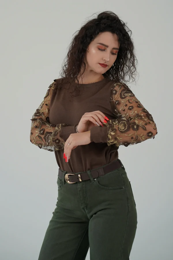 Maglia Fiori e Tulle