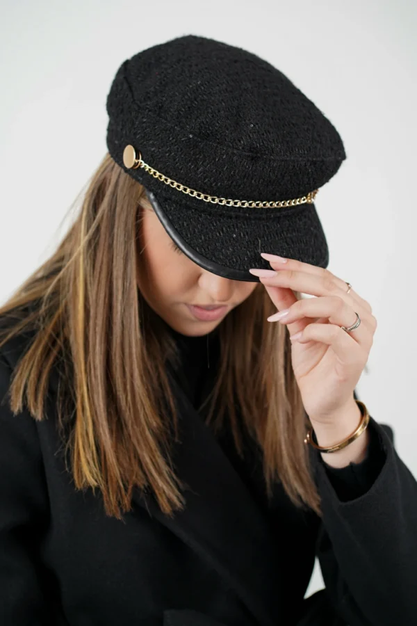 Cappellino con Catenella - immagine 2