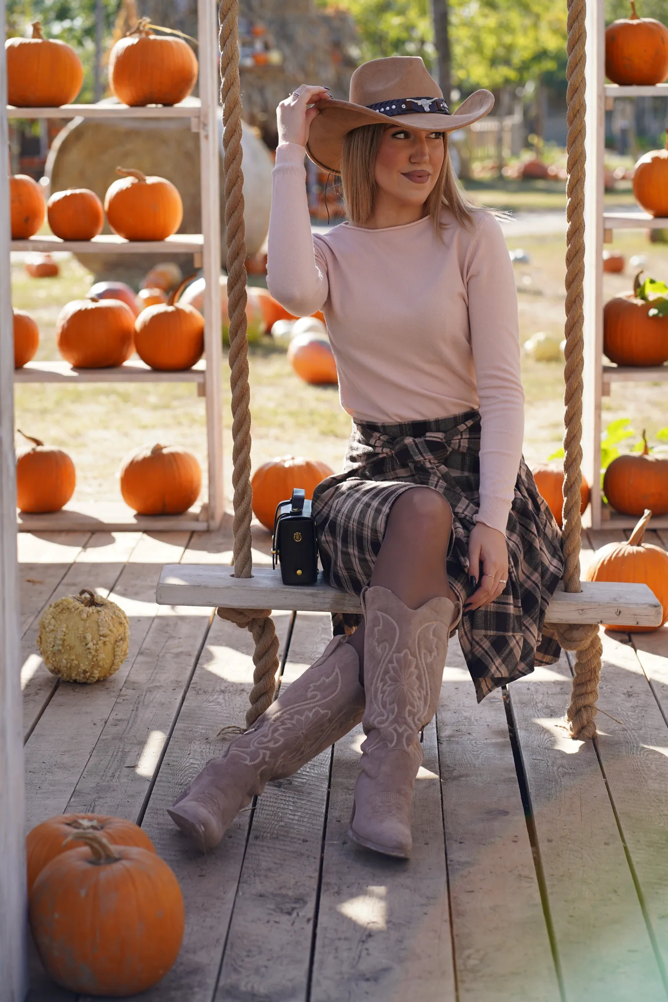Gonnellina Chester - immagine 11